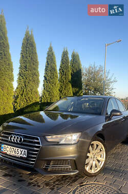Седан Audi A4 2017 в Самборі