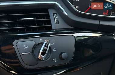 Седан Audi A4 2017 в 