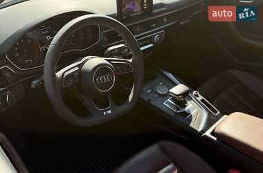 Седан Audi A4 2017 в 