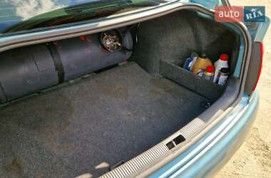 Седан Audi A4 1998 в 