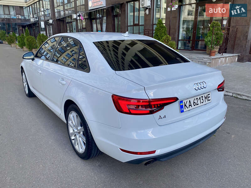 Седан Audi A4 2016 в Києві