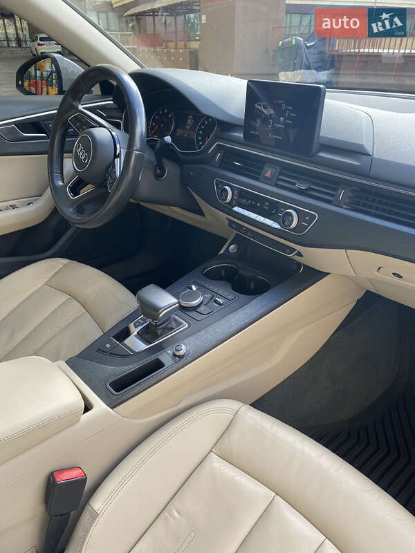 Седан Audi A4 2016 в Києві