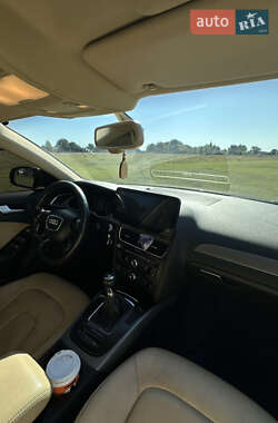 Седан Audi A4 2012 в 