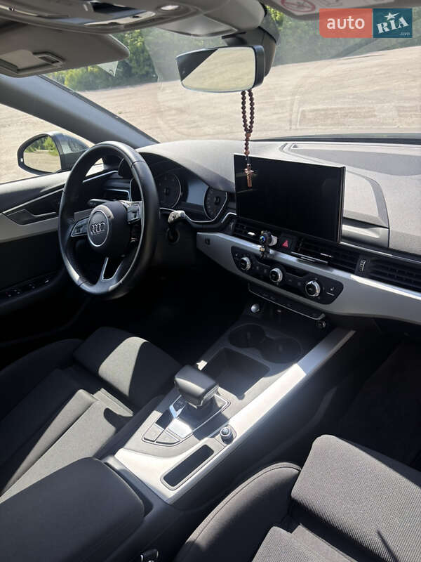 Универсал Audi A4 2020 в Старом Самборе фото 24 Универсал Audi A4 2020 в Старом Самборе