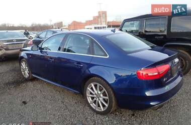 Седан Audi A4 2015 в 