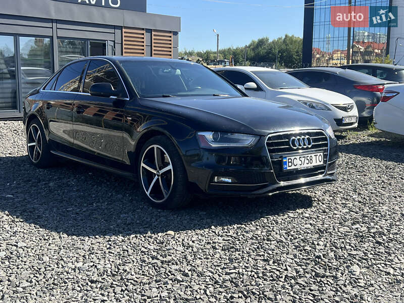 Седан Audi A4 2015 в Львове