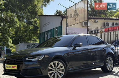 Седан Audi A4 2017 в Николаеве