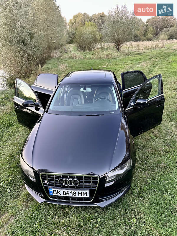 Седан Audi A4 2009 в Вараші