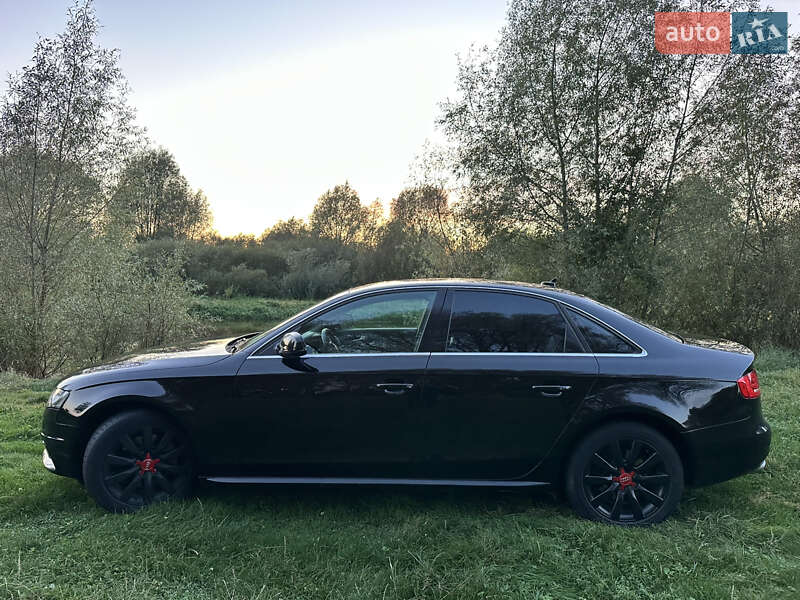 Седан Audi A4 2009 в Вараші