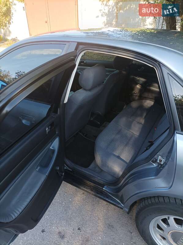 Седан Audi A4 1996 в Харькове