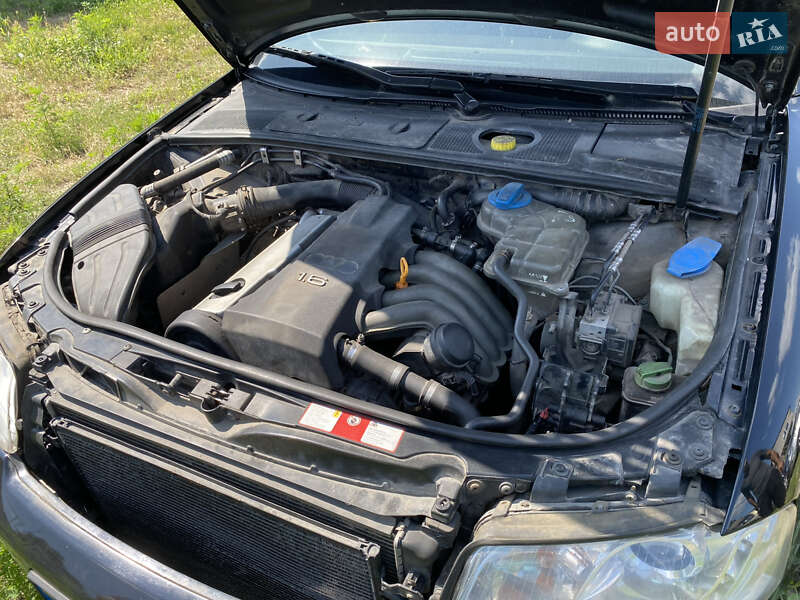 Седан Audi A4 2001 в Кропивницком
