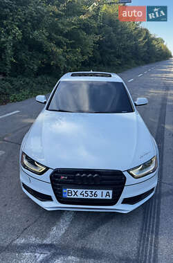 Седан Audi A4 2013 в 