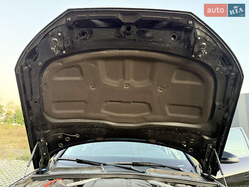 Седан Audi A4 2023 в Хмельницком