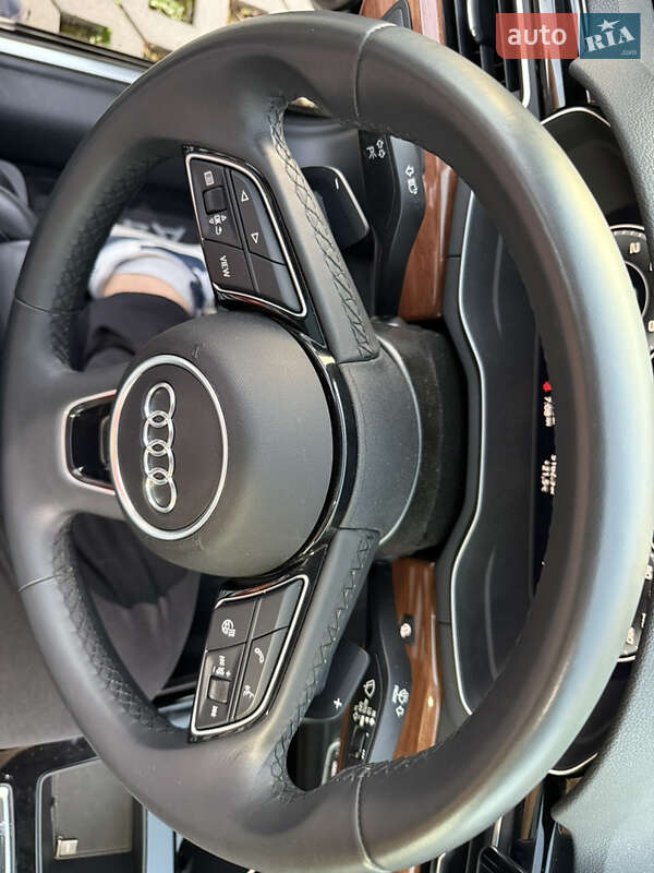 Седан Audi A4 2023 в Хмельницком
