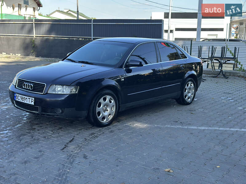 Седан Audi A4 2002 в 