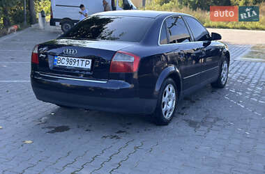 Седан Audi A4 2002 в 