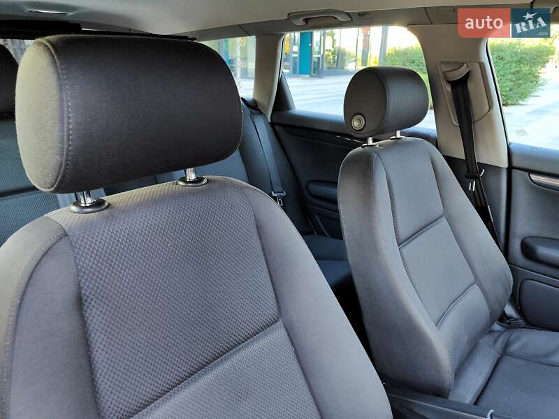 Универсал Audi A4 2004 в Киеве
