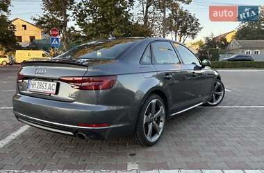 Седан Audi A4 2018 в 
