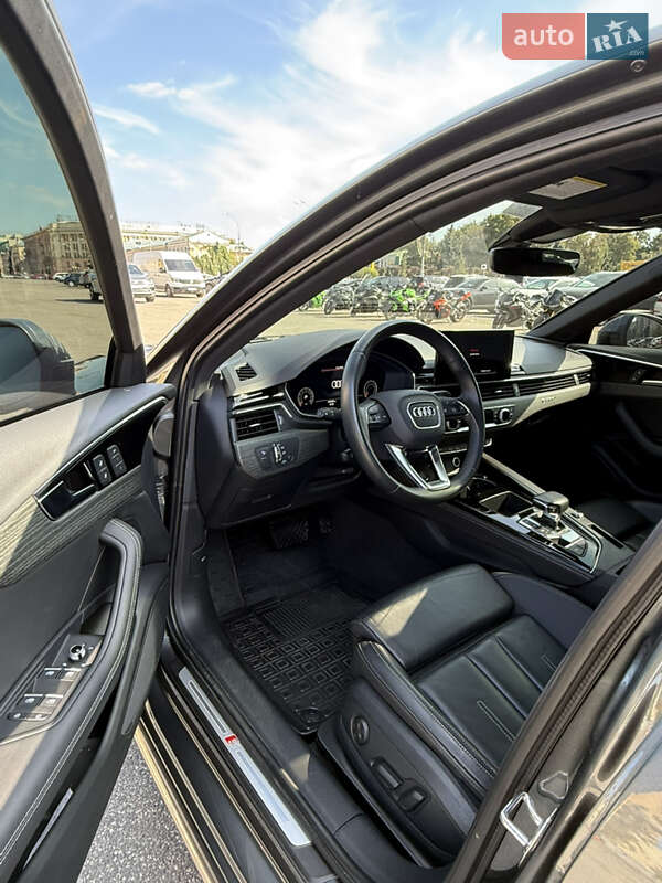 Седан Audi A4 2023 в Харькове