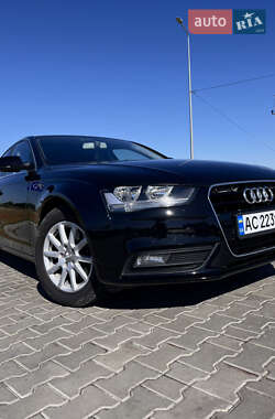 Седан Audi A4 2012 в 