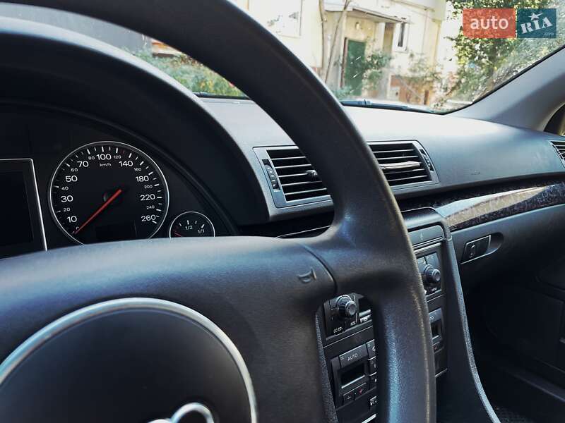 Седан Audi A4 2002 в Краснограде фото 15 Седан Audi A4 2002 в Краснограде