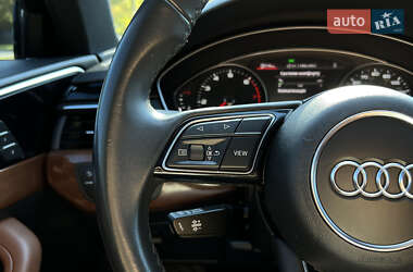 Седан Audi A4 2021 в 