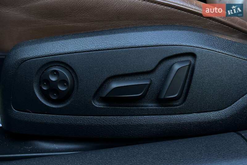 Седан Audi A4 2021 в Львове