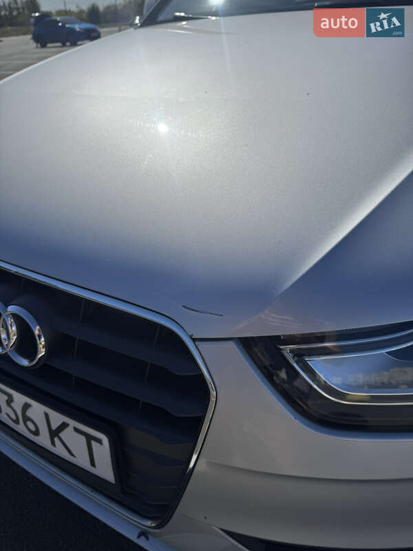 Седан Audi A4 2012 в Києві