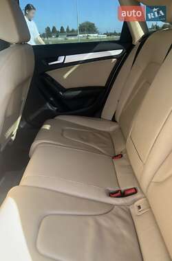 Седан Audi A4 2015 в 