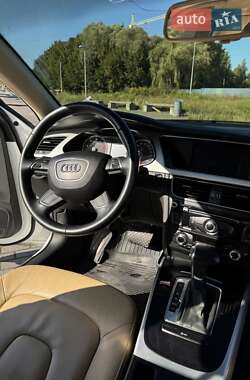 Седан Audi A4 2015 в 
