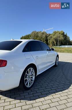 Седан Audi A4 2015 в 