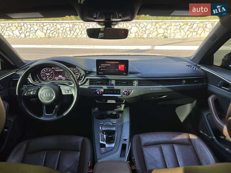 Седан Audi A4 2016 в Киеве