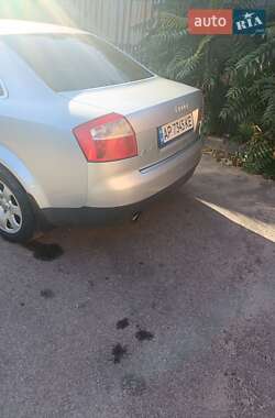Седан Audi A4 2001 в 