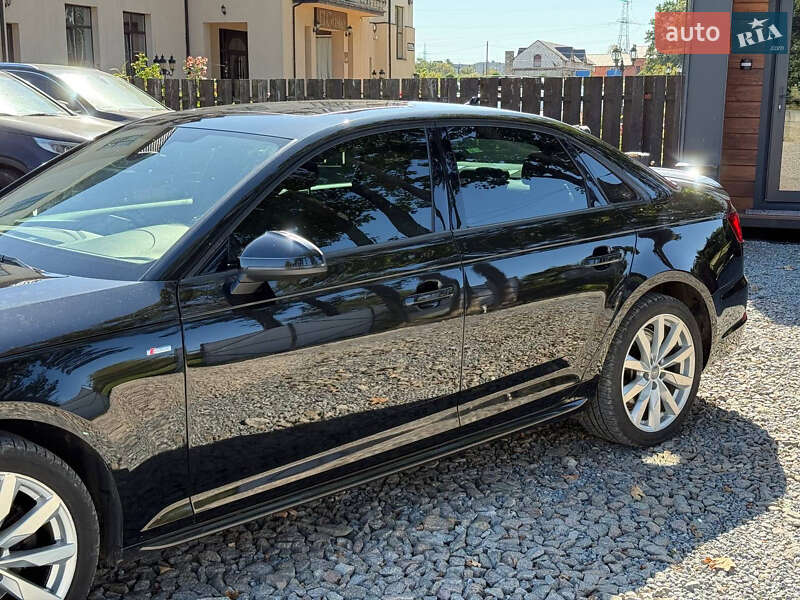 Седан Audi A4 2017 в Стрию
