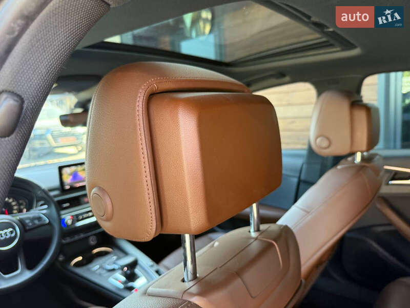 Седан Audi A4 2017 в Стрию