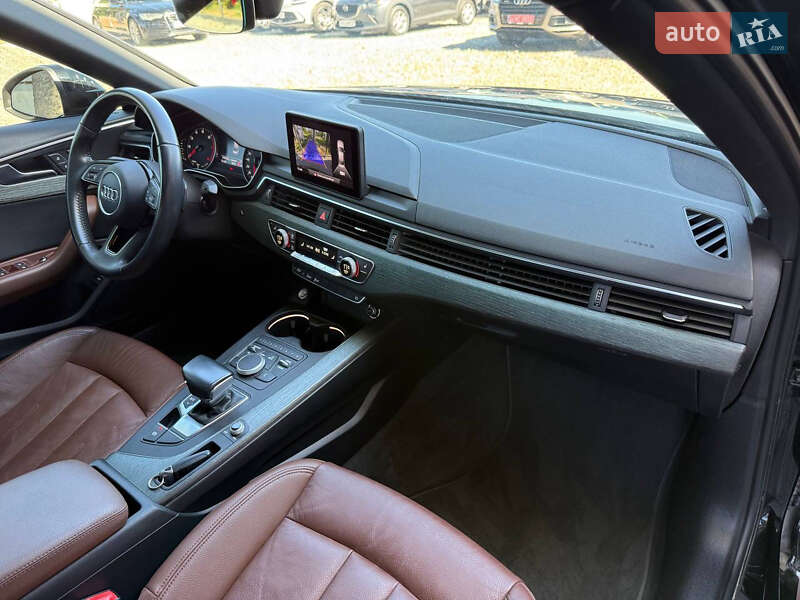 Седан Audi A4 2017 в Стрию