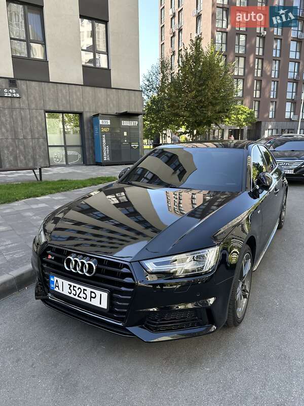 Седан Audi A4 2018 в Киеве фото 5 Седан Audi A4 2018 в Киеве