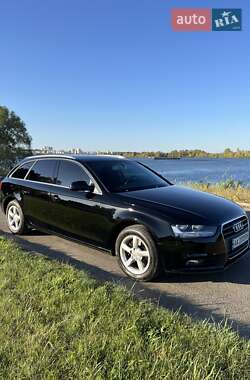Универсал Audi A4 2013 в 