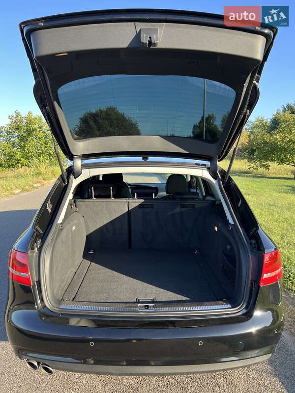 Универсал Audi A4 2013 в Киеве