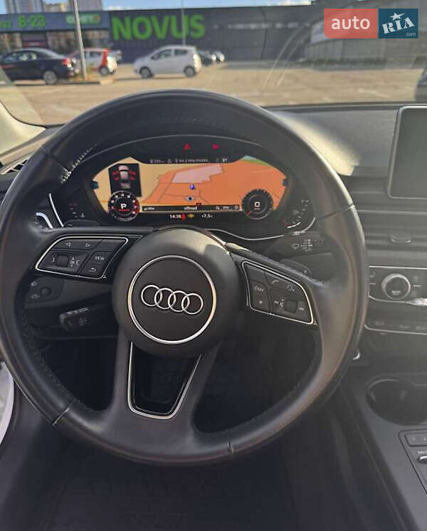 Седан Audi A4 2018 в Киеве