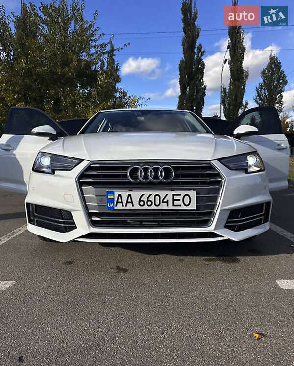 Седан Audi A4 2018 в Киеве