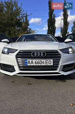 Седан Audi A4 2018 в 