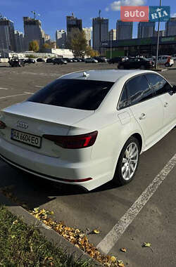 Седан Audi A4 2018 в 