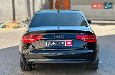 Седан Audi A4 2012 в 
