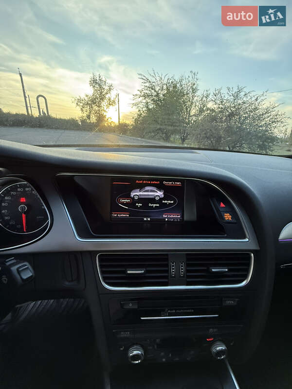Седан Audi A4 2014 в Кривом Роге