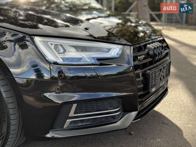 Седан Audi A4 2017 в Виннице