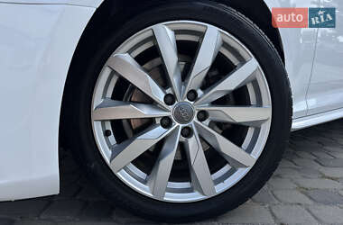Седан Audi A4 2018 в 