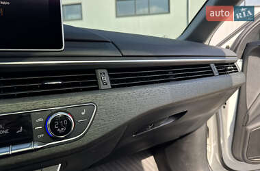Седан Audi A4 2018 в 