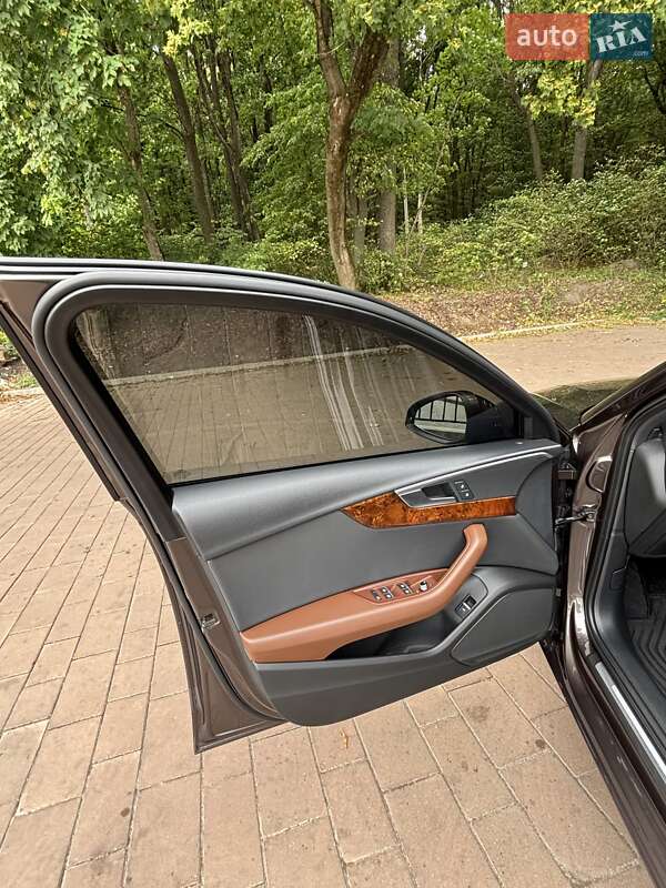 Седан Audi A4 2016 в Тернополе