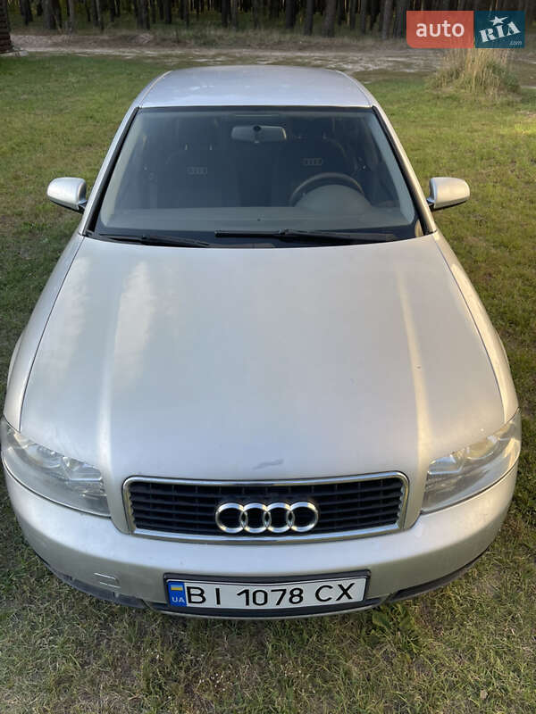 Седан Audi A4 2001 в Полтаве